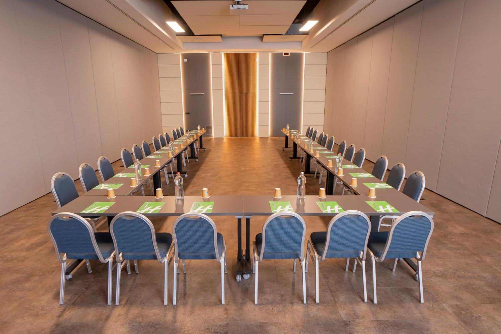 Holiday Inn Rome - Eur Parco Dei Medici By Ihg Kültér fotó